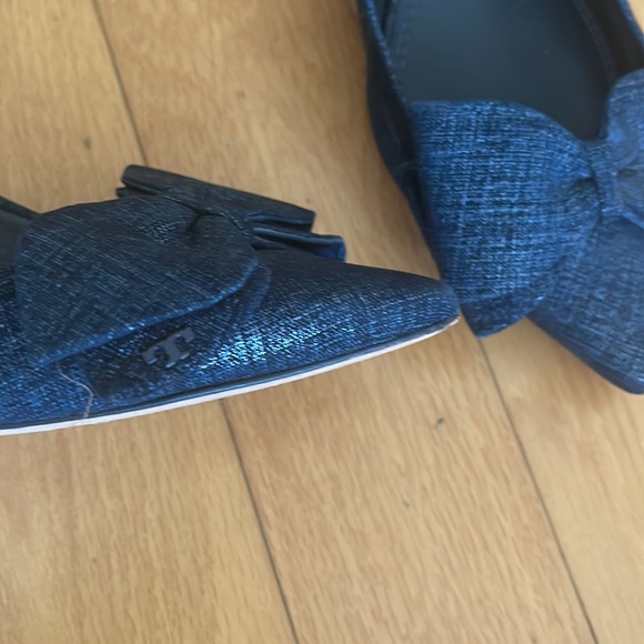 Tory Burch kitten heal shoes. Size 9M. - Picture 3 of 9